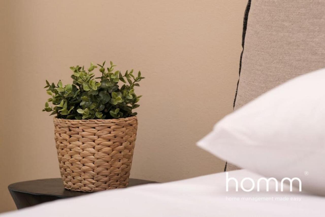 Athens Riviera Homm Flat 4 Min Walk From Beach, Thiseos Str Экстерьер фото